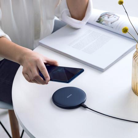 Anker PowerWave 10W Qi Wireless Charger 2