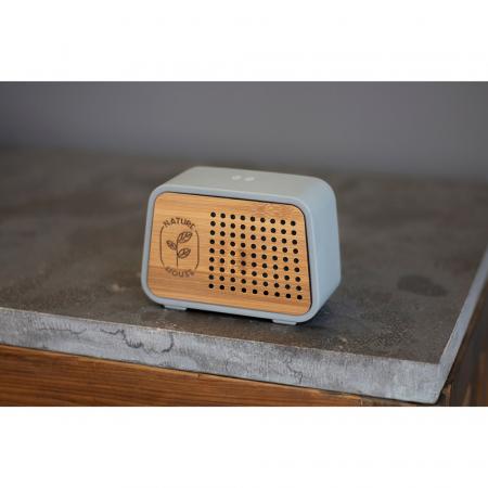 Temblor Speaker & Wireless Charger 2